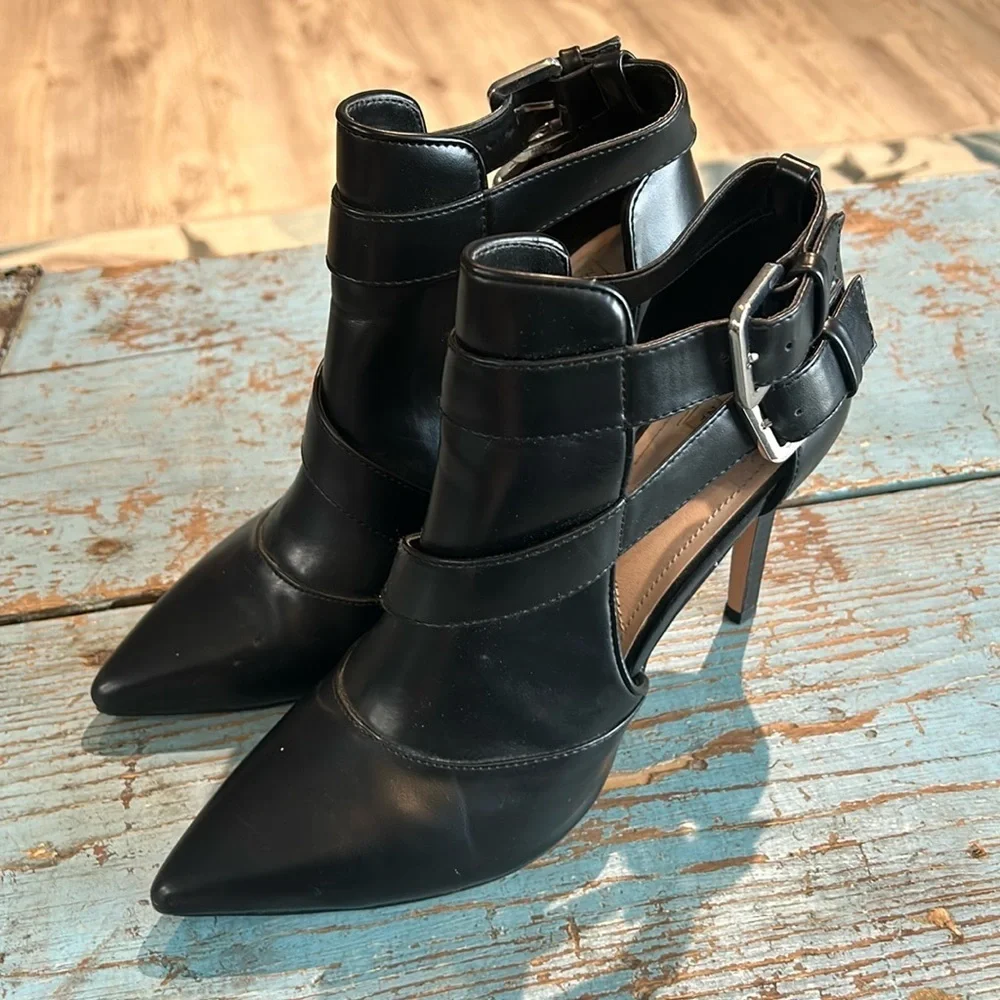 ZARA Black Ankle Buckle Boots Size 39/8.5